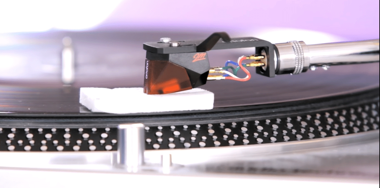 Turntabe Needle Cleaning