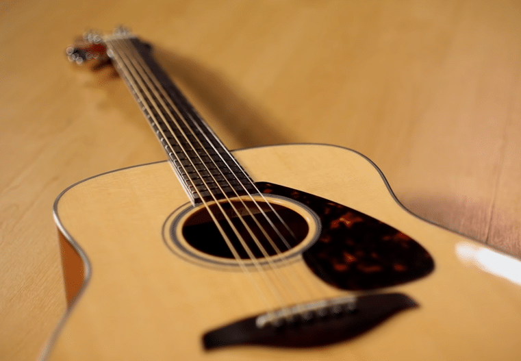 Yamaha FG800 Acoustic Guitar Wood and Finish