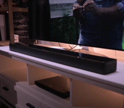Bose soundbar below tv