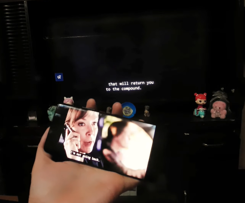Samsung TV black screen shows while screen mirroring