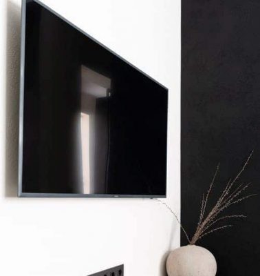 tv-black-screen